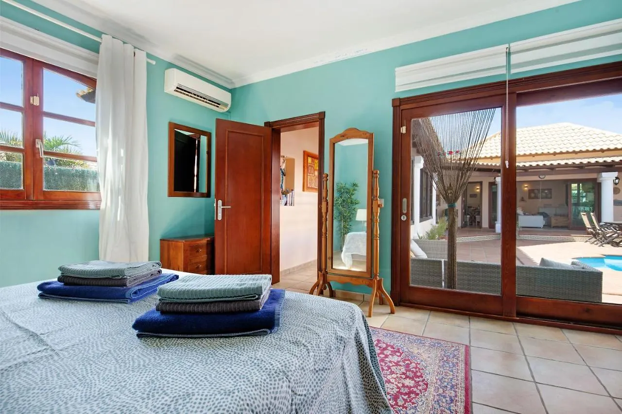 Chill Villa At Bdm La Oliva Spain